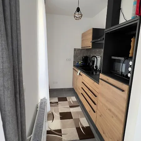 아파트 Modern 2 With Balcony In *