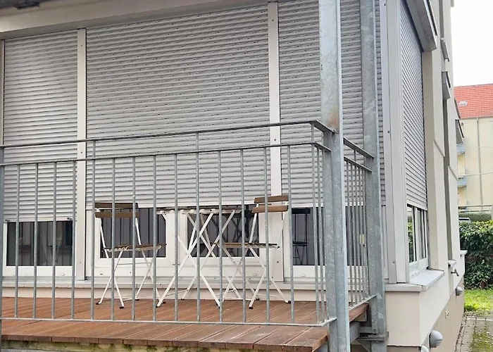 Modern 2 With Balcony In *