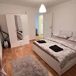 Modern 2 With Balcony In Dresden