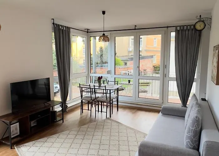 Modern 2 With Balcony In *