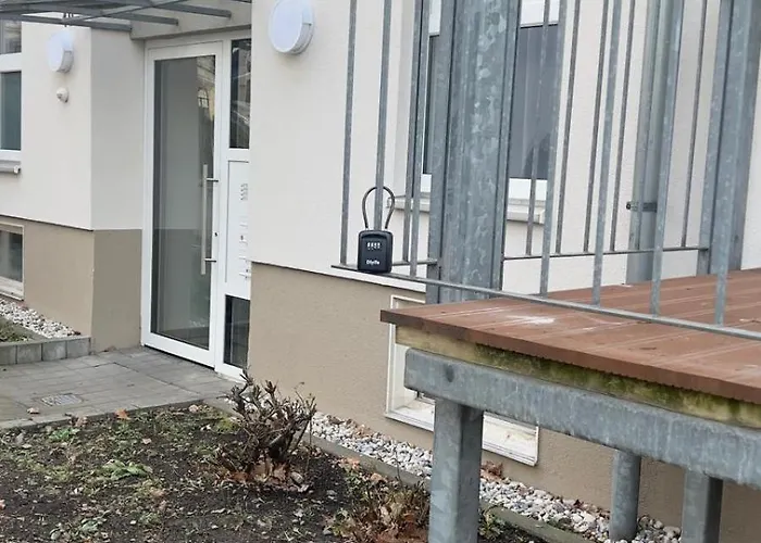 Modern 2 With Balcony In 아파트 드레스덴
